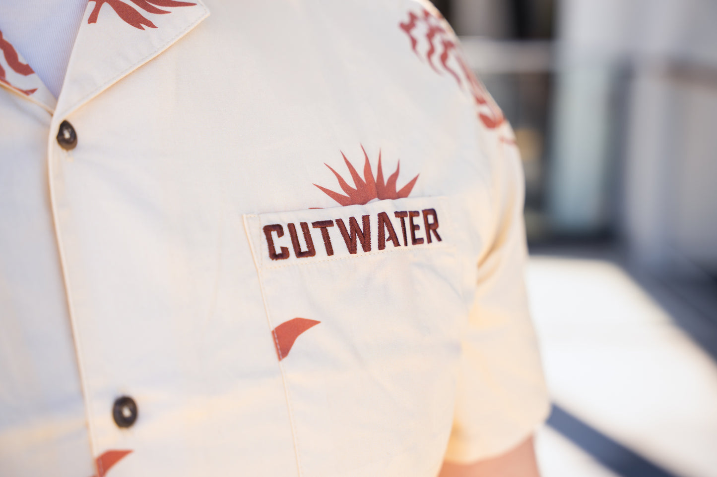 Custom Tiki Button Up